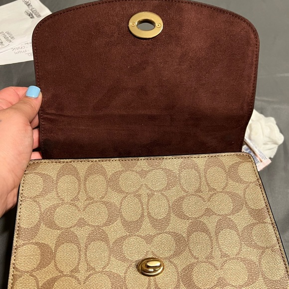 *SOLD* Coach tilly top handle - Picture 9 of 10